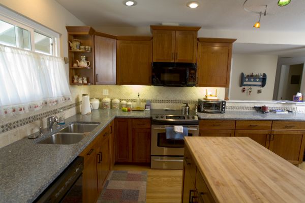 Cherry Cabinet Remodeling in Los Angeles